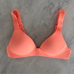 Victoria's Secret Lightly Lined TShirt Bra